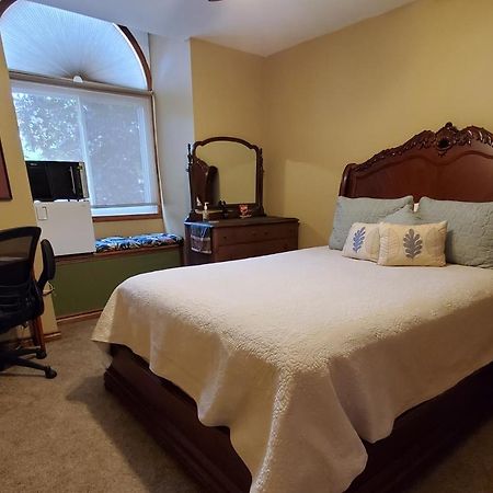 דירות Clinton Township Hampton House מראה חיצוני תמונה