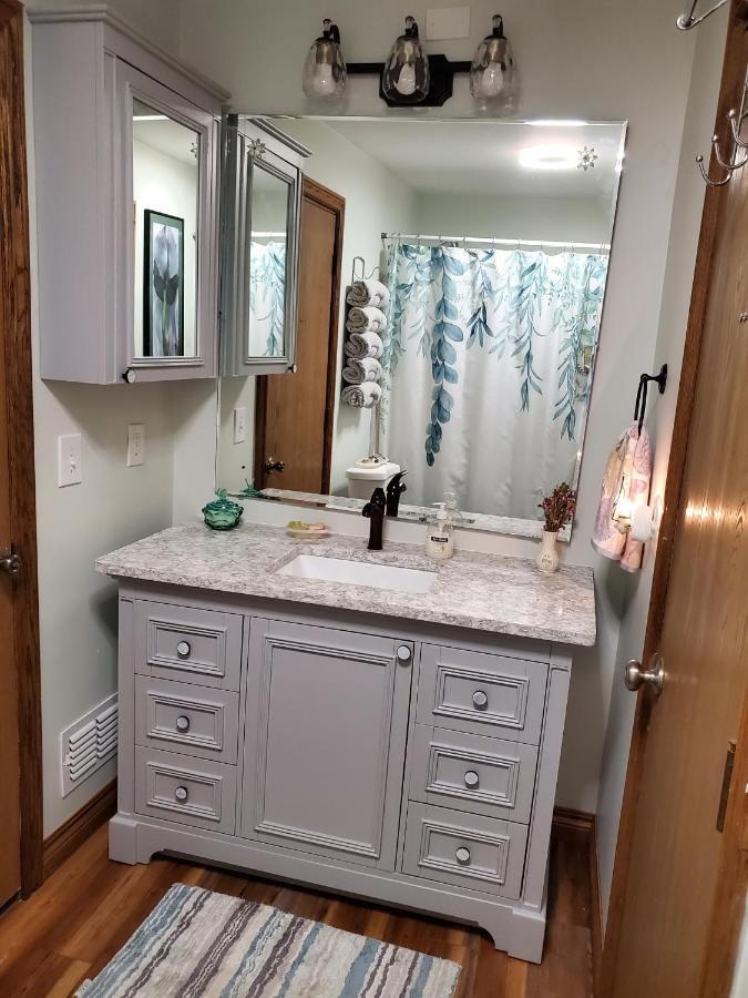 דירות Clinton Township Hampton House מראה חיצוני תמונה